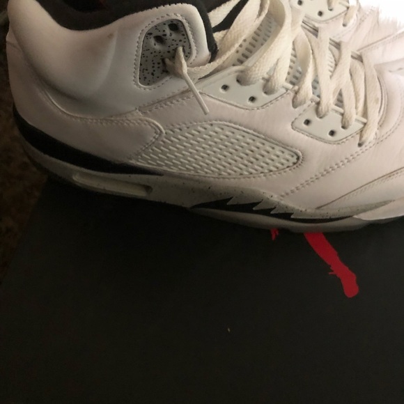 Jordan retro 5 cement - Picture 2 of 3